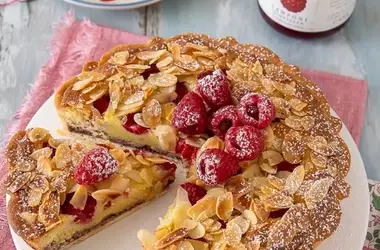 Squisita Torta Frangipane: Un Capolavoro di Dolcezza alle Mandorle