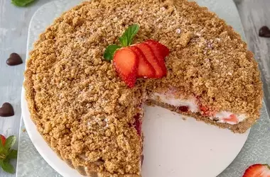 Sbriciolata fredda con ricotta e marmellata: un dolce estivo irresistibile