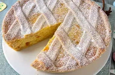 Pastiera di Riso: Un'Innovativa Delizia Senza Glutine per la Pasqua Campana