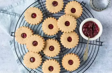I Biscotti al Grano Saraceno: Un Delizioso Tuffo nel Gusto Rustico