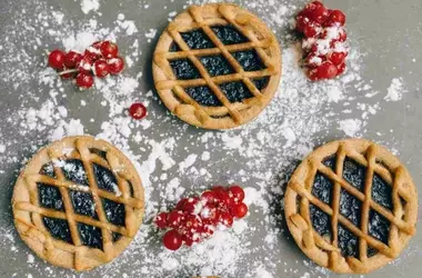 Le Crostatine alla Marmellata di Anna Moroni: La Merenda Perfetta che Conquista Tutti