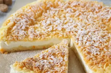 La Crostata della Nonna: Un Capolavoro di Sapore e Morbidezza