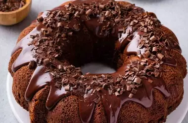 Ciambellone al Cacao Soffice: Il Segreto per una Morbidezza Irresistibile Senza Sforzo