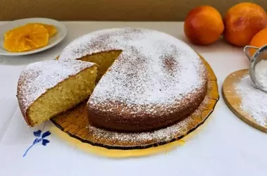 Deliziosa Torta all'Arancia Senza Lattosio: Un Capolavoro Profumato per Ogni Occasione