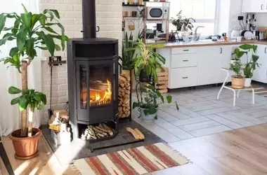 Stufe a Legna e Salute Polmonare: Un Confronto con il Fumo di Sigaretta