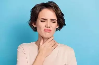 Calcoli Tonsillari: Una Causa Nascosta del Mal di Gola Persistente