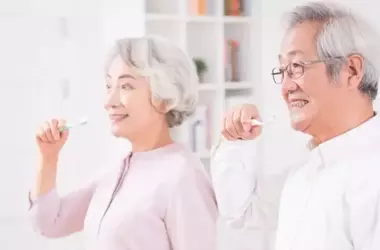 Mantenere i Denti Sani e Forti: Una Sfida Superabile con la Prevenzione