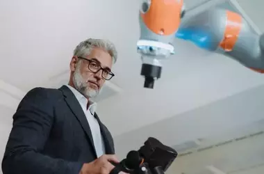 A Simple Robotic Knee Replacement Guide For Seniors