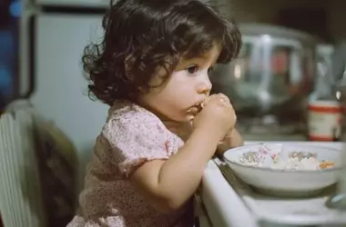 Abuelos y la Paternidad Moderna: Choque Generacional y la Ciencia Detrás del BLW