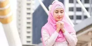 Integrating Gratitude and Happiness in Trauma Therapy