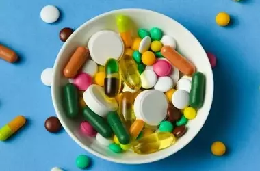 Pillole Manipolate nelle RSA: Rischi e Soluzioni per la Salute degli Anziani