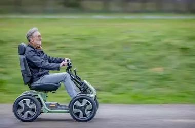 Navigating Modern Mobility: A Scientific Overview of Electric Wheelchairs