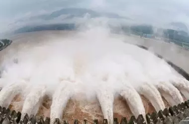 La Presa de las Tres Gargantas y su sutil influencia en la rotación terrestre, según hallazgos de la NASA