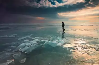 What it means to walk on eggshells in a relationship