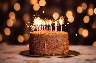 Scintille Sulle Torte: Il Rischio Nascosto dei Metalli nel Cibo