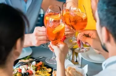 Fitness e Alcol: La Verità Scomoda Rivelata da uno Studio Norvegese