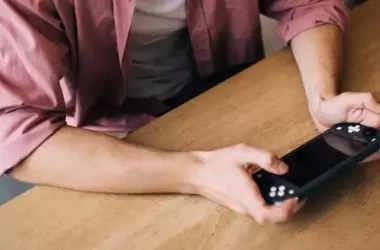 Social Media, Not Gaming, Linked to Rising Attention Problems in Teens