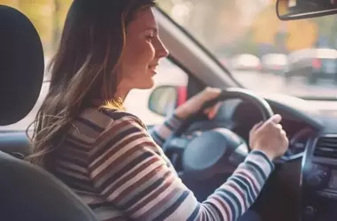 Guía de seguridad: Uso correcto del cinturón para embarazadas, según la Guardia Civil