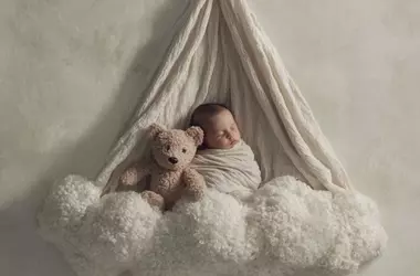 La Importancia Fundamental de las Siestas para el Desarrollo Infantil: Guía por Edades y Señales Clave