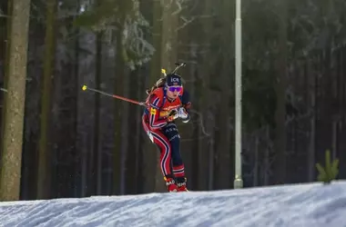 Gastroenterite Colpisce Atleti Norvegesi a Lavazé: Rallentamento Pre-Olimpico per Simpson-Larsen e Botn