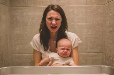 Consejos Cruciales para el Cambio de Pañales en Áreas Públicas: Protegiendo la Piel Delicada de tu Bebé