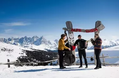 Il Dolomiti Ski Jazz celebra trent'anni di armonia tra musica e paesaggi montani