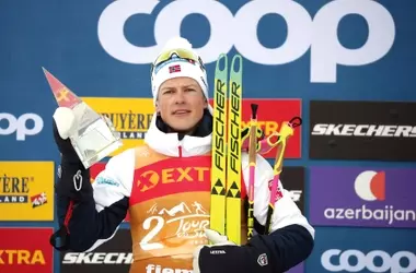 Klaebo trionfa nella sprint di sci di fondo a Milano-Cortina 2026