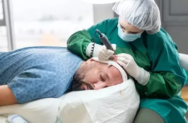 A Practical Guide to Selecting a Hair Transplant Clinic in the United States