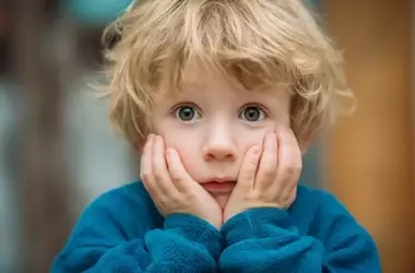 Cómo Guiar a Tus Hijos Ante el Error: Frases Clave para Fomentar el Aprendizaje y la Confianza