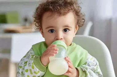 Cómo Enfrentar la Resistencia de los Bebés al Consumo de Agua