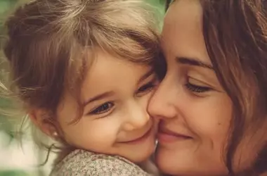 Demostrando amor a los hijos sin palabras: gestos que nutren el alma