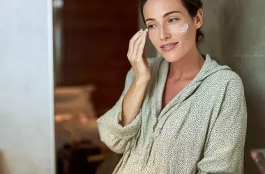 Cuidado de la Piel Durante el Embarazo: Guía Completa de Ingredientes y Rutinas