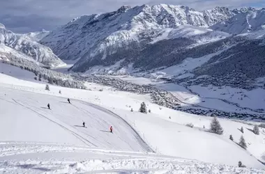 Livigno: L'eredità Olimpica e la Stagione Sciistica Prolungata fino a Maggio