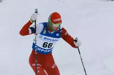 Dominio Russo nello Sci di Fondo: Bolshunov e Pantrina Conquistano le Sprint a Skating