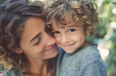 Criando Hijos Resilientes: Más Allá de la Felicidad Constante