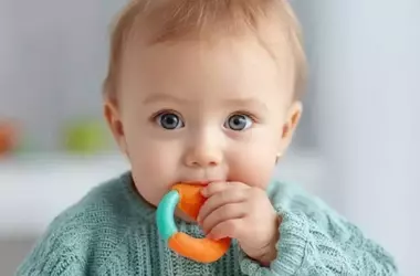 Cuidado Dental Infantil: Evitando Geles con Benzocaína para la Dentición