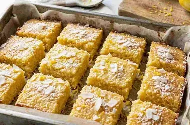 Ricetta Veloce: Quadrotti al Limone e Cocco Senza Bilancia