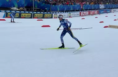 Karlsson Conquista la 50km a Holmenkollen in uno Storico Triplo Trionfo Svedese