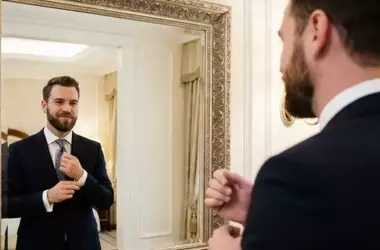 Curbing Narcissistic Unethical Behavior: Context is Key