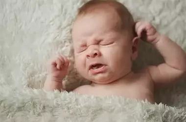 La Pertosse: Comprendere la Malattia, i Sintomi, la Prevenzione e le Cure Essenziali