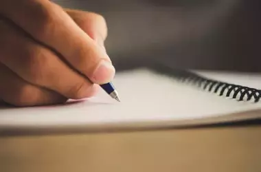 Written Language Reflects Schizophrenia Symptom Profiles