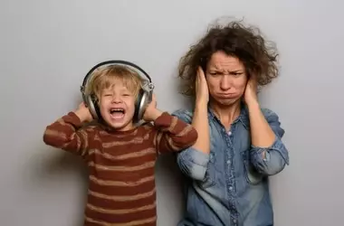 La fascinación infantil por la repetición musical: ¿es normal?