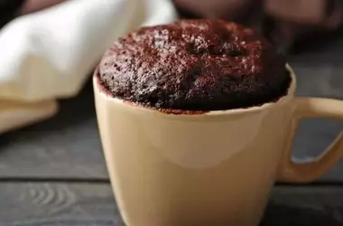 Mug Cake Proteica: Un Dessert Delizioso e Salutare