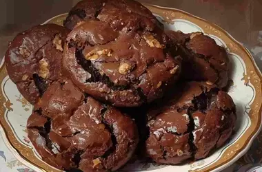 Biscotti Crumbl al Cioccolato: La Ricetta Perfetta per una Colazione Morbida e Deliziosa
