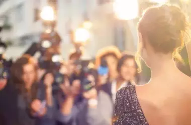 Insecure Narcissism Linked to Obsessive Celebrity Fandom