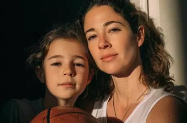 Cómo Acompañar a los Niños en Victorias y Derrotas: Una Guía para Padres