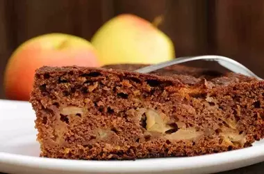 La Torta di Mele Rivoluzionata: Un'Esperienza al Cioccolato Irresistibile