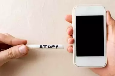 Disconnessione Digitale: Un Elisir per la Mente, Ringiovanimento Cognitivo e Benessere