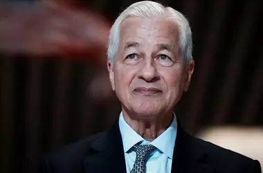 JPMorgan Achieves Profit Growth Amidst Rising Global Risks