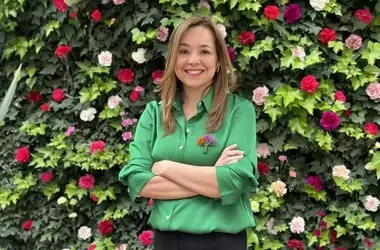 Laura Valdivieso zur Präsidentin von Asocolflores ernannt: Eine neue Ära für Kolumbiens Blumenindustrie